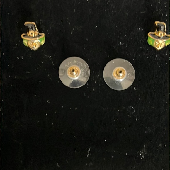 Two pairs of Halloween earrings, witches& skeletons, skeleton are 3”L - Picture 3 of 3